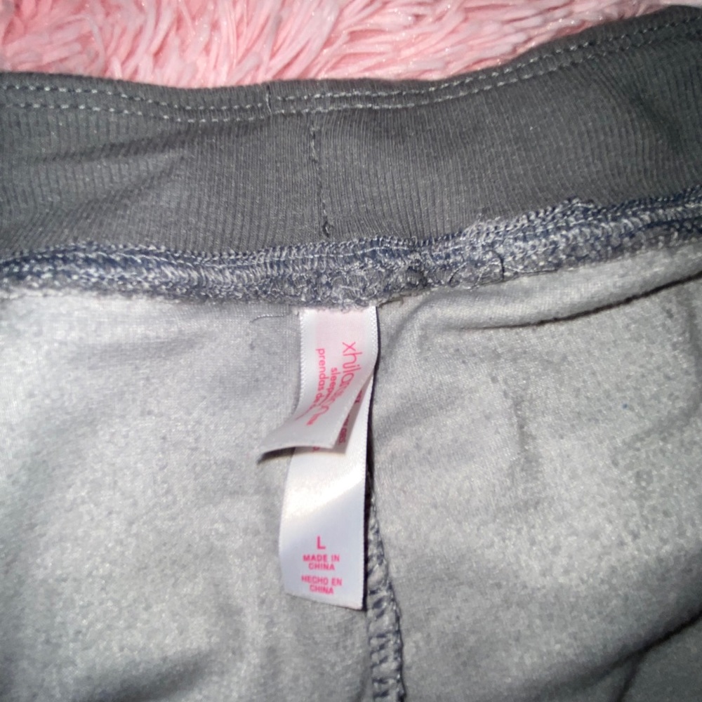 Pjs - Picture 3 of 3